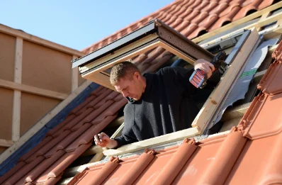 Pose de fenêtres de toit Velux à Achen